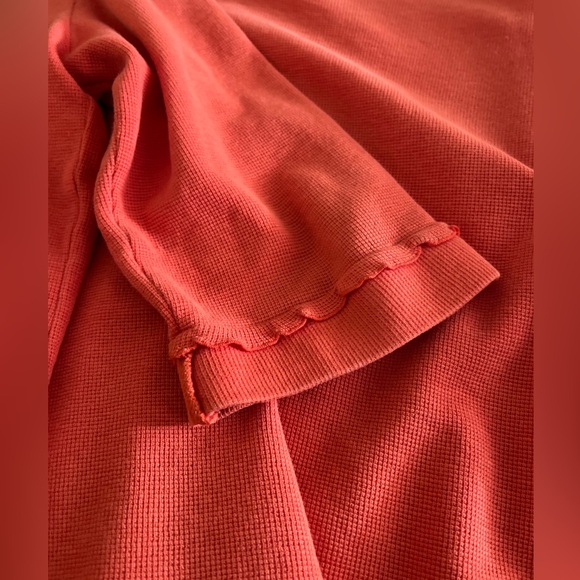 Chalet Top - Picture 4 of 8